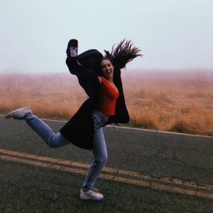 Meet your Posher, Alexia